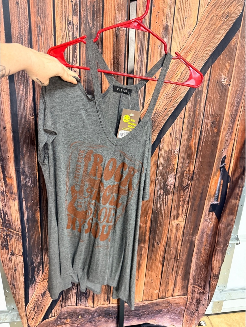 Zutter USA Cold Shoulder Graphic Top in Gray, Size Small